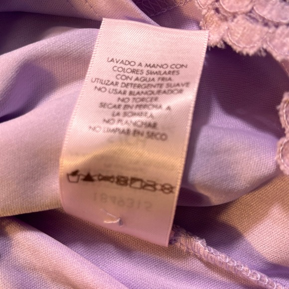 TEDDI ROSE Purple Lace Overlay Short Sleeve Tunic Top Blouse Size S - Picture 5 of 7